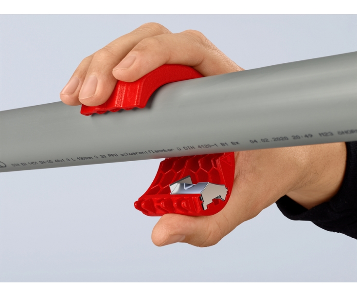 Труборез для пластиковых труб и уплотнительных втулок 20-50 мм Knipex BiX KN-902210BK